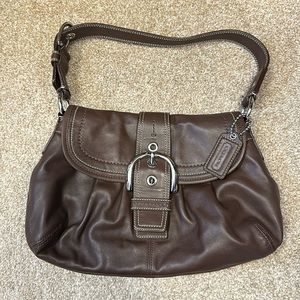 Chocolate brown leather Coach bag with light purple liner - excellent condition